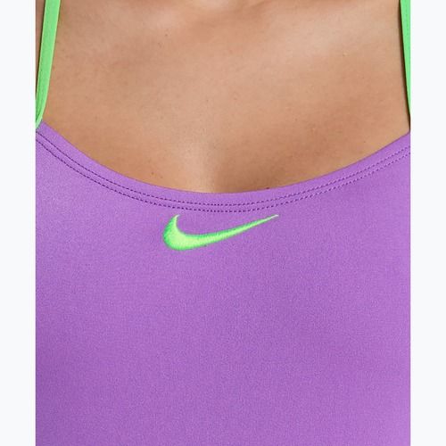 Costum de înot întreg pentru femei Nike Hydrastrong Logo Graphic T-Back bright violet