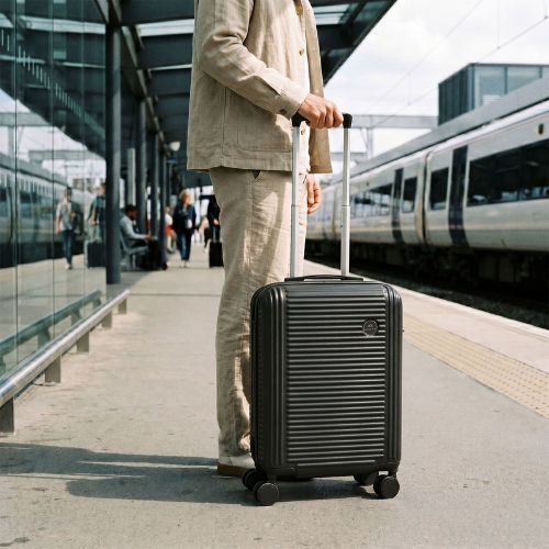 Walizka podróżna kabinowa KADVA Palero 38 l czarny