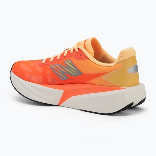Încălțăminte de alergare pentru femei New Balance FuelCell Rebel V5 tangerine heat/silver metallic