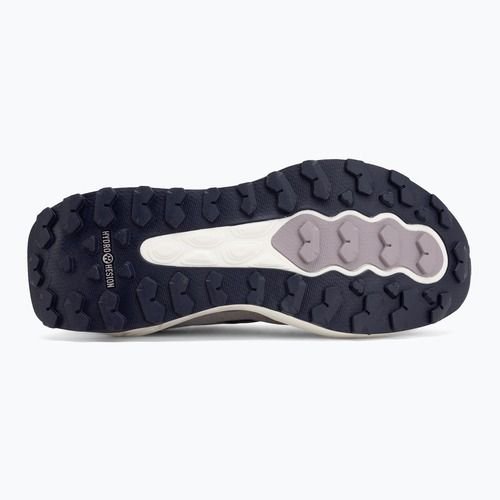 Încălțăminte de alergare pentru femei New Balance Fresh Foam Garoe V2 truffle salt/boysenberry/black