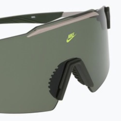 Ochelari de soare Nike Limitless Shield sequoia/green