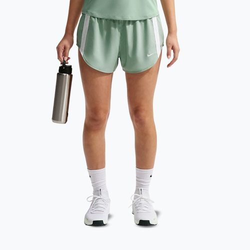 Pantaloni scurți de antrenament pentru femei Nike One Woven steam/white/white