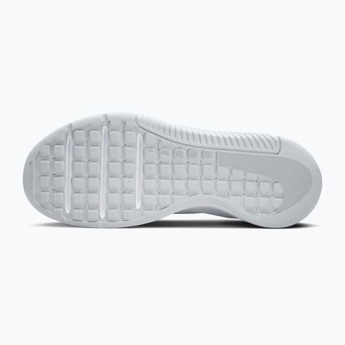 Încălțăminte de antrenament pentru femei Nike MC Trainer 3 white/photon dust/metallic platinum