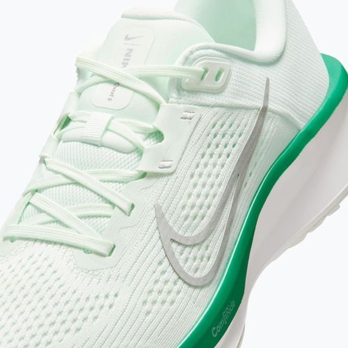 Încălțăminte de alergare pentru femei Nike Quest 6 barely green/white/metallic silver