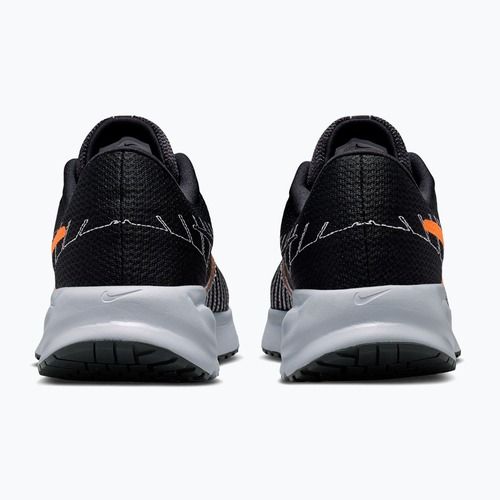 Încălțăminte de alergare pentru bărbați Nike Run Defy black/wolf grey/total orange