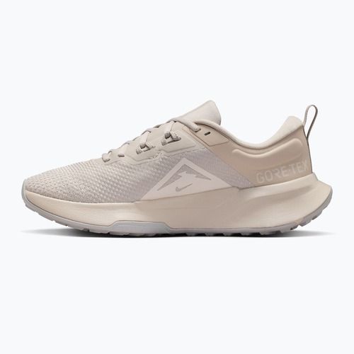 Încălțăminte de alergare pentru femei Nike Juniper Trail 2 GORE-TEX cream Ii/light orewood brown