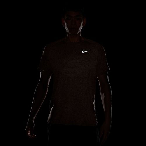 Tricou de alergare pentru bărbați Nike Stride ADV silt red