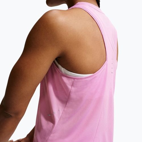 Tricou de alergare pentru femei Nike Swift Breathe Dri-Fit light magenta/photon dust