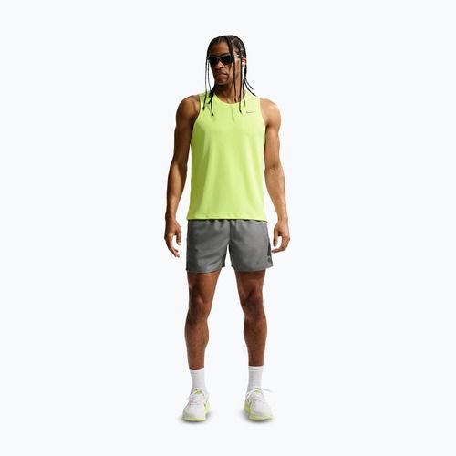 Pantaloni scurți de alergare pentru bărbați Nike Miler Dri-Fit 2in1 5" smoke grey/smoke grey