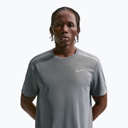 Tricou de alergare pentru bărbați Nike Miler Dri-Fit UV smoke grey