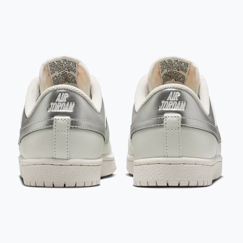 Încălțăminte damă Air Jordan Skyline Low swan/black/metallic silver