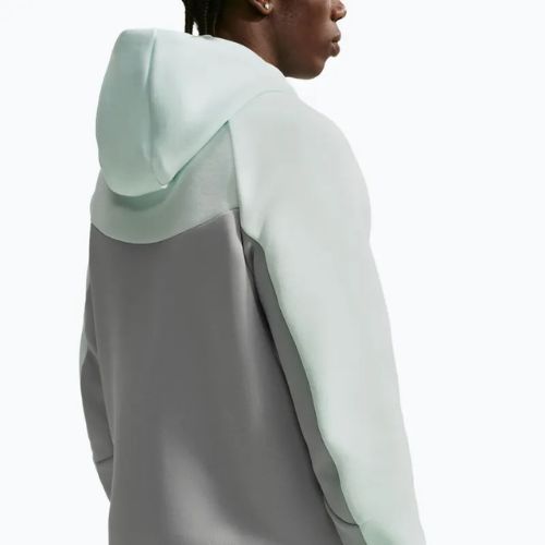 Bluză pentru bărbați Nike Tech Windrunner Full Zip barely green/light silver/black