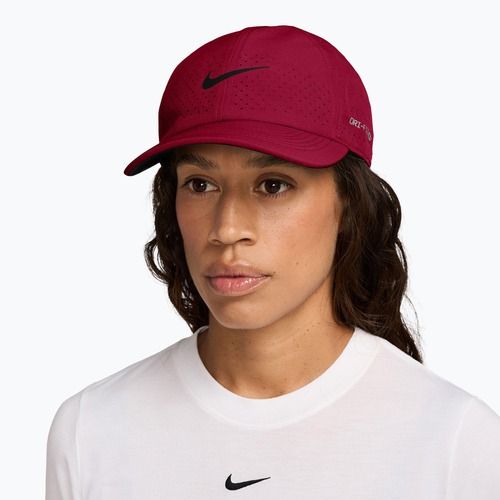 Șapcă Nike Dri-FIT ADV Club team red/pale ivory