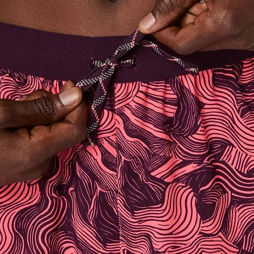 Pantaloni scurți de alergare pentru bărbați Asics Fujitrail All Over Print 5In Short Blazing Coral/Dark Aubergine