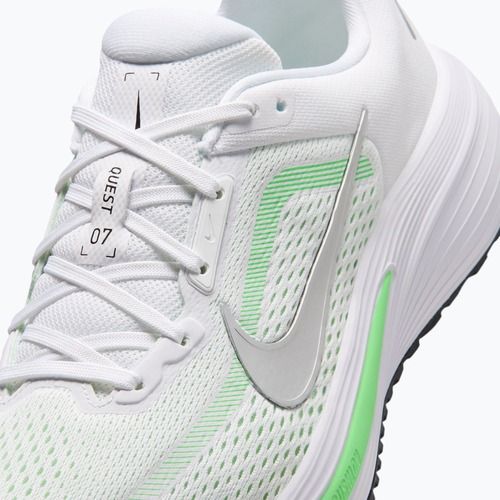 Încălțăminte de alergare pentru femei Nike Quest 7 white/illusion green/metallic silver