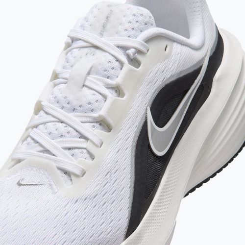Încălțăminte de alergare pentru femei Nike Downshifter 14 white/summit white/metallic silver