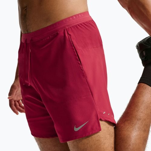 Pantaloni scurți de alergare pentru bărbați Nike Stride Dri-Fit 2in1 7" tough red