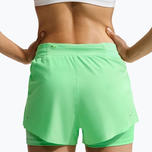 Pantaloni scurți de alergare pentru femei Nike Swift Mid-Rise 2in1 illusion green