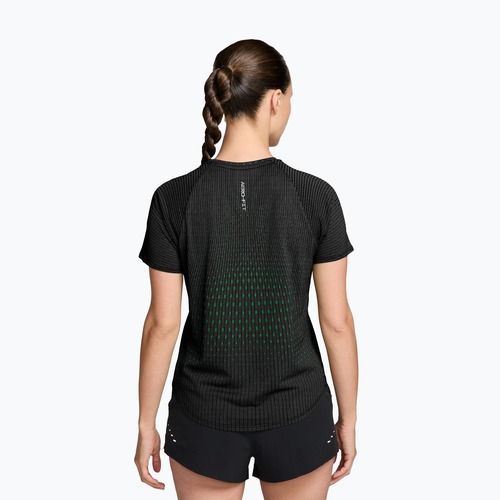 Tricou de alergare pentru femei Nike Swift Aero-Fit black/light green spark
