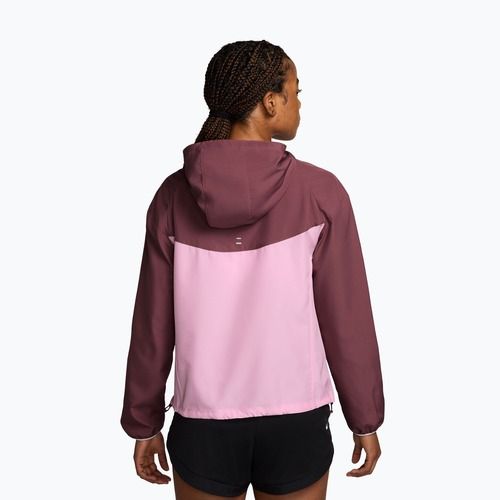 Geacă de alergare pentru femei Nike Tempo Windrunner pink smoke/pink rise