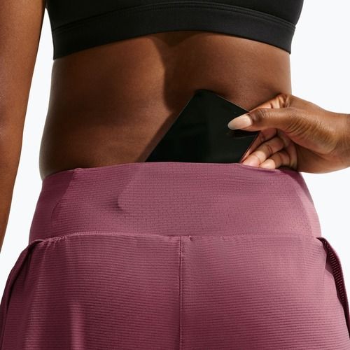 Pantaloni scurți de alergare pentru femei Nike Flow pink smoke
