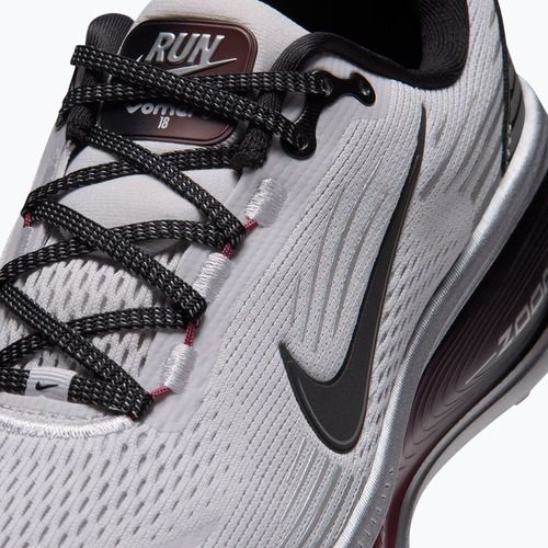 Încălțăminte de alergare pentru femei Nike Vomero 18 vast grey/metallic silver/black