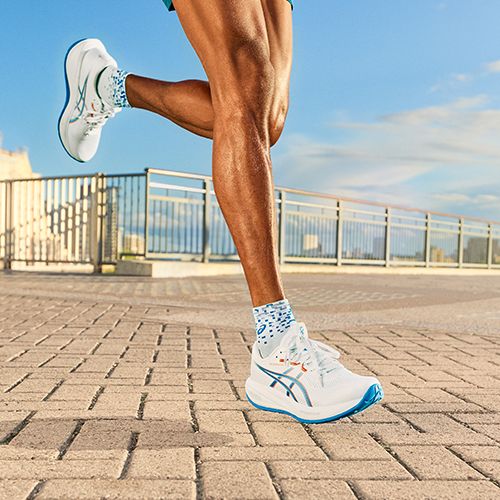 Încălțăminte de alergare pentru bărbați ASICS Gel-Cumulus 28 white/energy orange