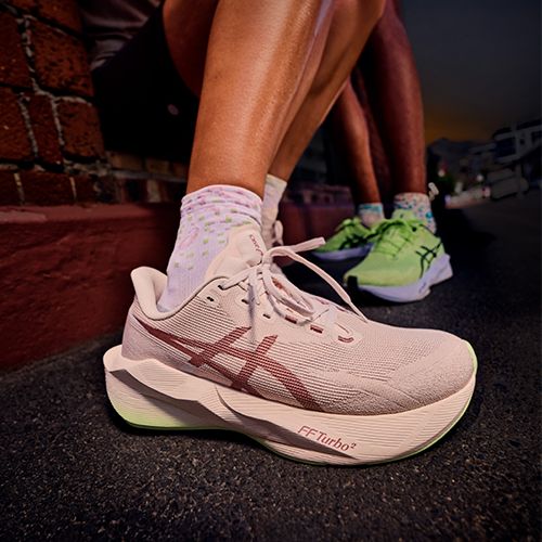 Încălțăminte de alergare pentru femei ASICS Novablast 6 hazy lilac/rose dust