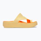 Șlapi pentru femei Crocs Getaway Platform Toe Loop golden hour