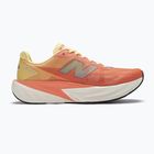 Încălțăminte de alergare pentru femei New Balance FuelCell Rebel V5 tangerine heat/silver metallic
