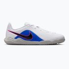 Încălțăminte de fotbal pentru copii Nike Tiempo Maestro Club Jr IC white/racer blue/pink blast/black