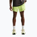 Pantaloni scurți de alergare pentru bărbați Nike Stride Dri-Fit 2in1 7" volt ice