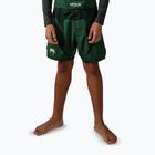 Pantaloni scurți de antrenament pentru copii Venum Attack Kids Fightshorts forest green/off white