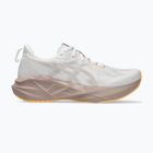 Încălțăminte de alergare pentru femei  ASICS Novablast 5 white/fawn