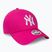 New Era League Essential 9Forty New York Yankees șapcă roz strălucitor