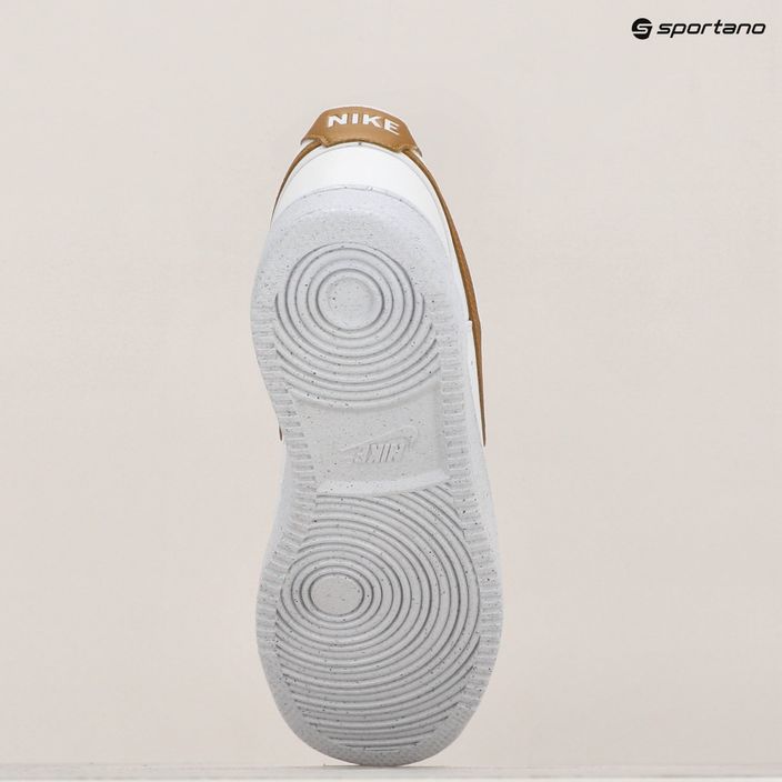 Încălțăminte pentru femei Nike Court Vision Low Next Nature white/metallic gold 9