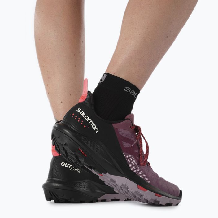 Salomon Outpulse GTX cizme de trekking pentru femei negru/roz L41689700 17