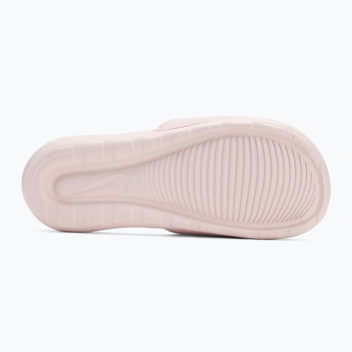 Papuci pentru femei Nike Victori One Slide barely rose/barely rose/metallic silver 4