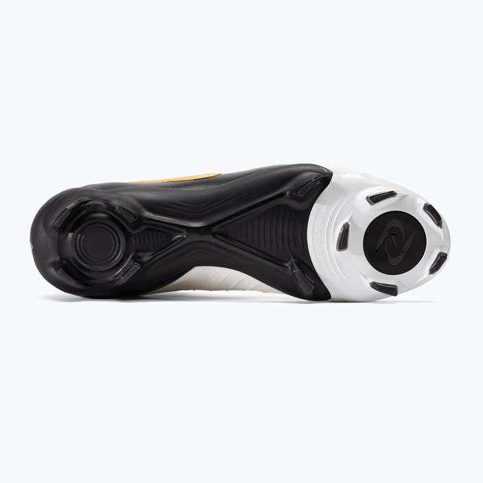 Încălțăminte de fotbal pentru bărbați  Nike Phantom Luna II Pro FG white/metallic gold coin/black 4