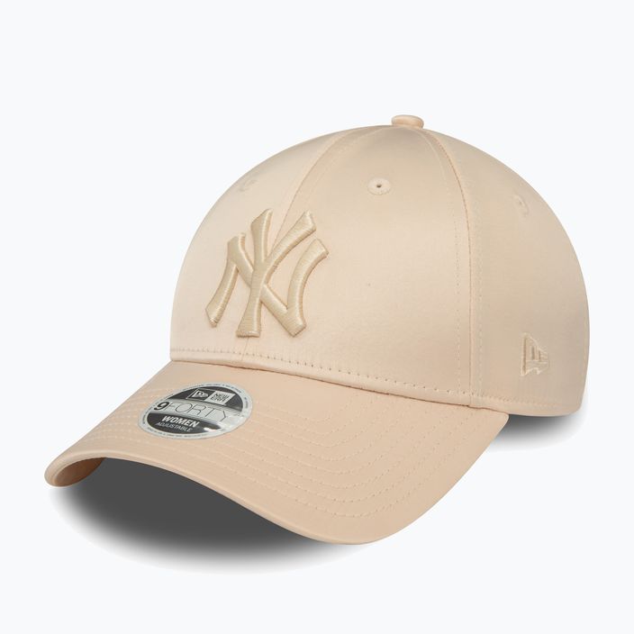 Șapcă pentru femei  New Era Satin 9Forty New York Yankees light beige