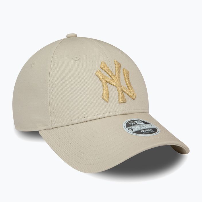 Șapcă pentru femei New Era Metallic Logo 9Forty New York Yankees light beige 3