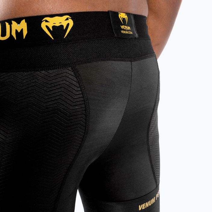 Pantaloni scurți de antrenament pentru bărbați Venum G-Fit Compression black/gold 6