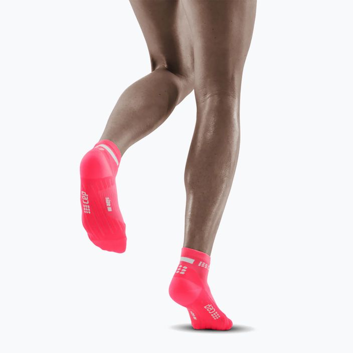 Șosete compresive de alergat pentru femei CEP 4.0 Low Cut pink 3