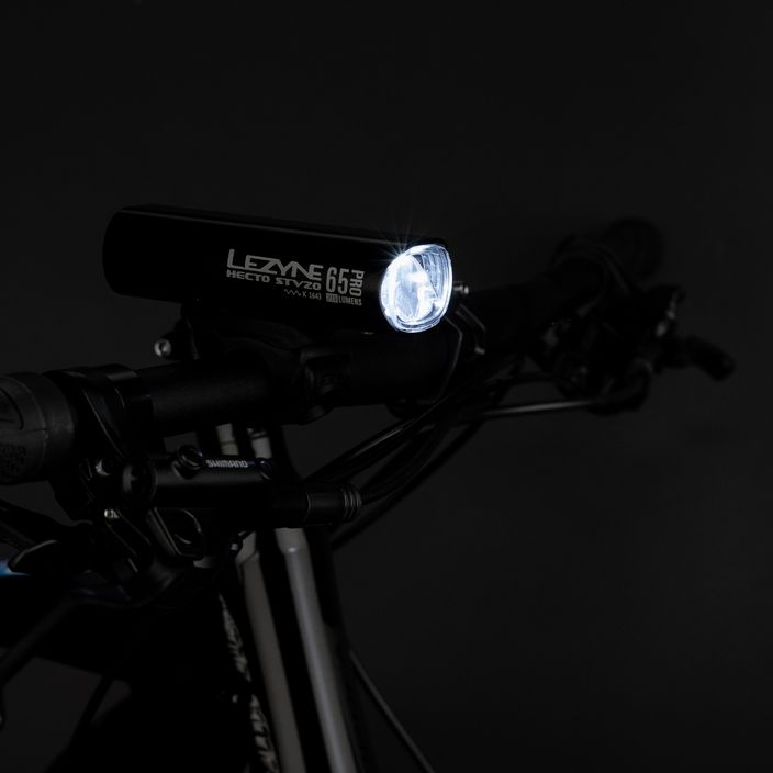 Lezyne Light Front Hecto Drive Stvzo Pro 65 Lux lumină neagră lucioasă pentru biciclete 3