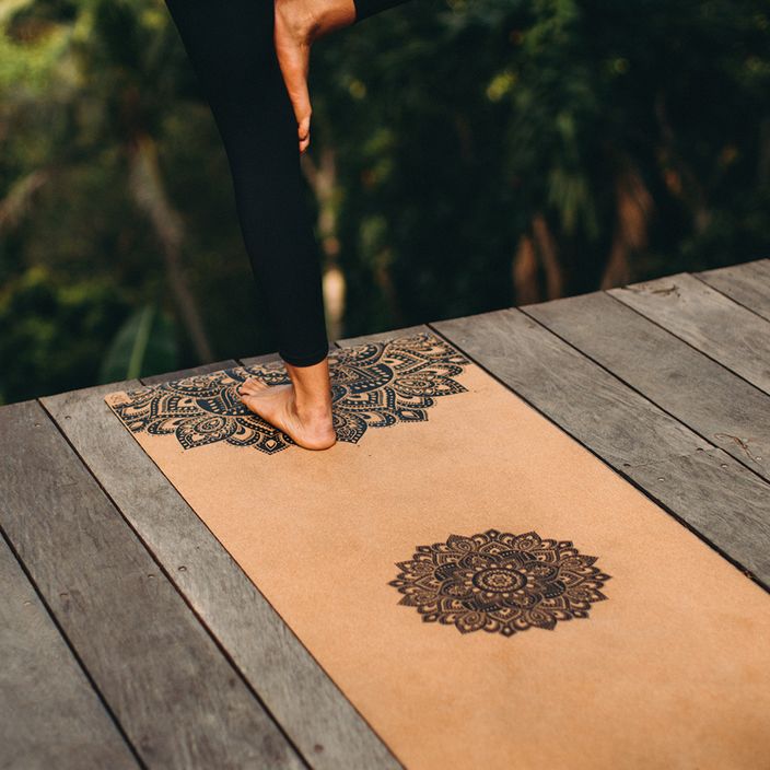 Yoga Design Lab Cork Cork maro yoga mat CorM-3.5-Mandala negru 8