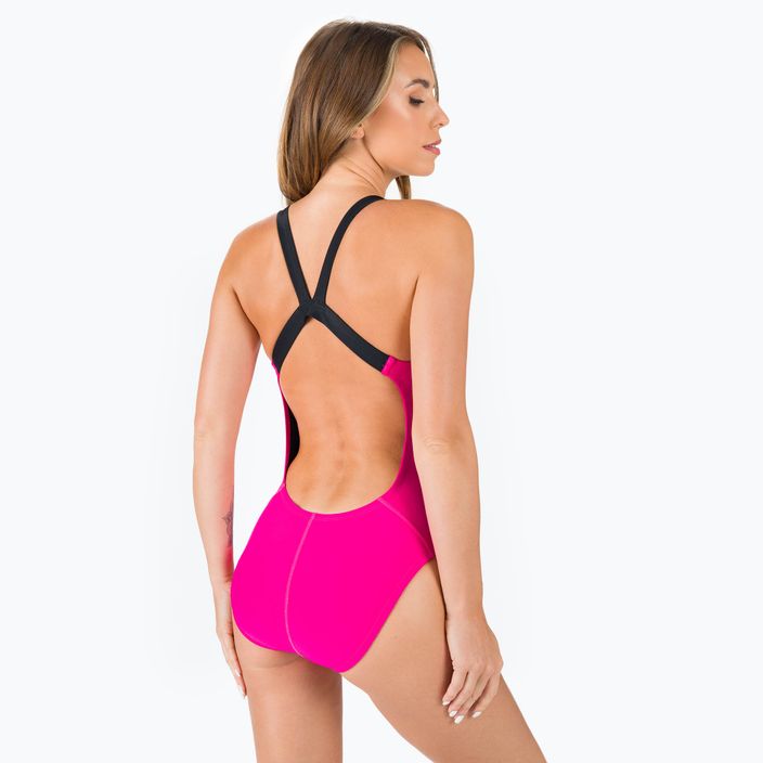 Costum de baie dintr-o singură piesă pentru femei Nike Logo Tape Fastback roz NESSB130-672 5