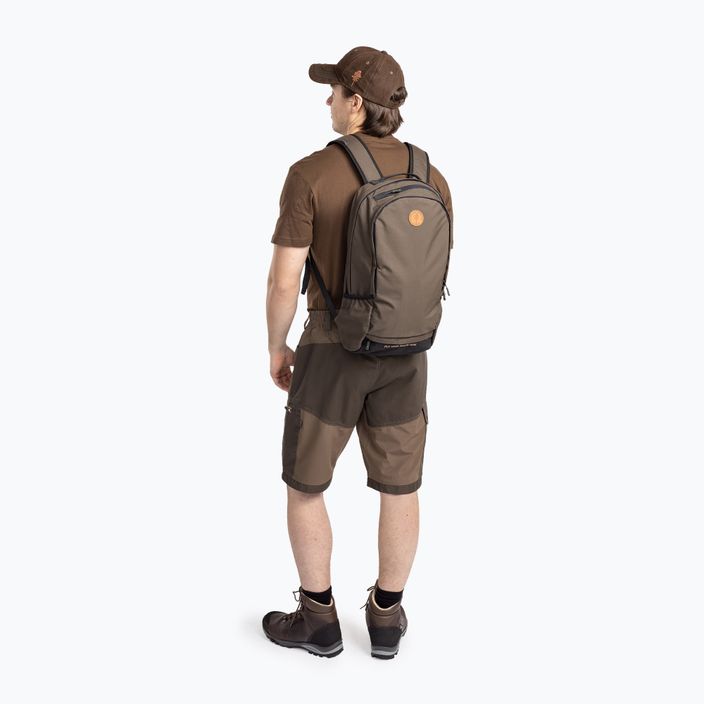 Pantaloni scurți de trekking pentru bărbați Pinewood Finnveden Trail Hybrid earthbrown/d.olive pentru bărbați 3