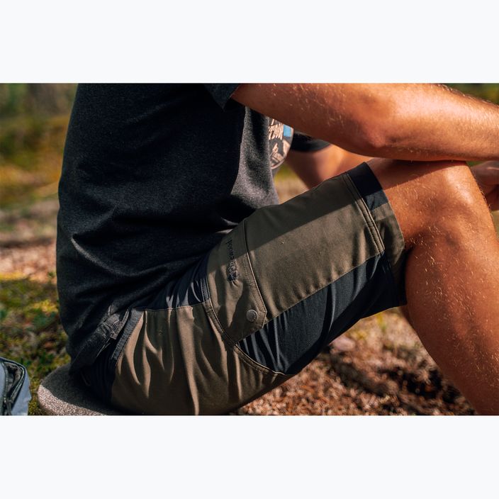 Pantaloni scurți de trekking pentru bărbați Pinewood Finnveden Trail Hybrid negru/verde-muștar pentru bărbați 8