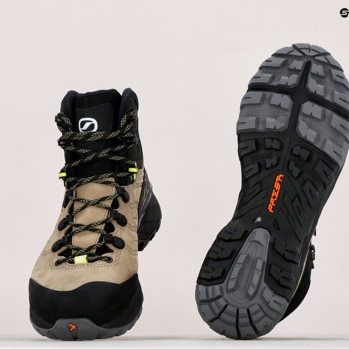 Cizme de trekking pentru femei SCARPA Rush Trk Pro GTX bej/negru 63139 19