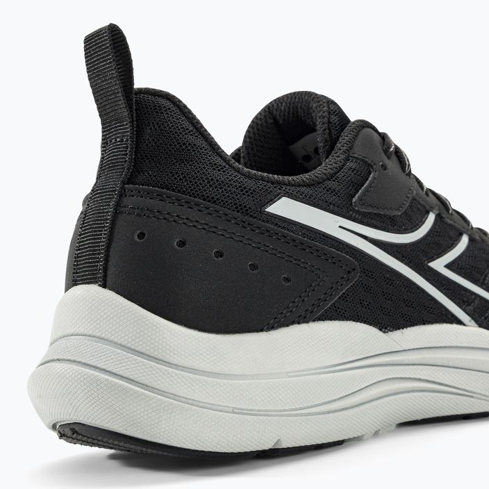 Pantofi de alergare pentru femei Diadora Snipe negru / gri ghețar 9